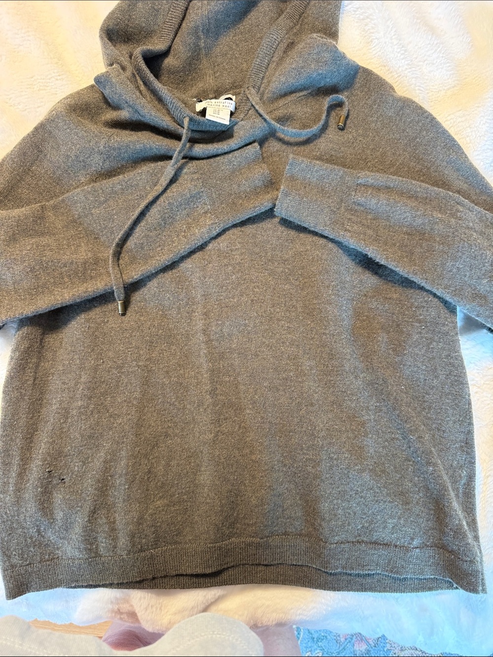 Rachel Zoe Hooded 100% Merino wool Sweater